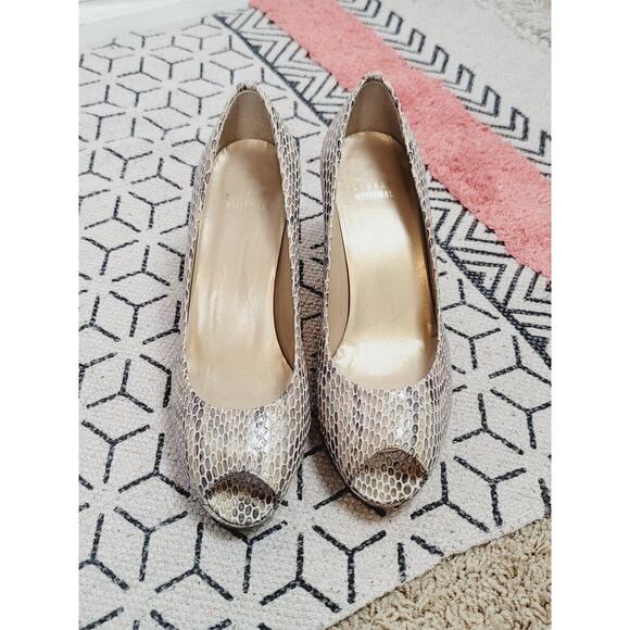 Stuart Weitzman Faux Python Patent Leather Peep Toe Heels, sz 7.5 - Picture 2 of 16